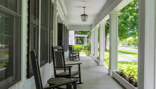 Picture Postcard Mansion in Manchester Village - Foto 5