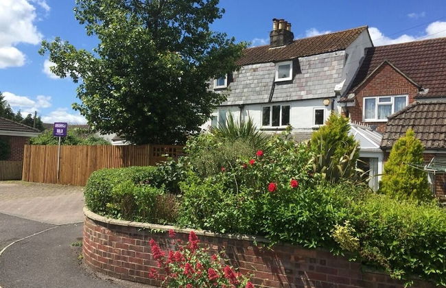 Meadow Cottage - Photo 1