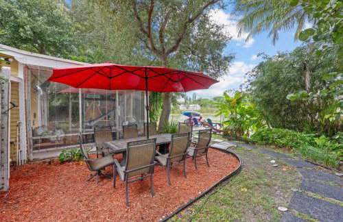 2 Homes • Hot Tubs x2 • Heated Pool • Fire Pit - Foto 49