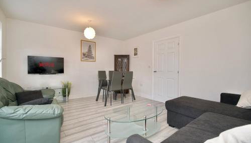 Clothier House - Stylish 3Bed Haven, WiFi & Driveway Parking - Foto 2