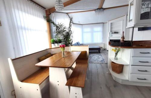 Lakes and woodlands hiking Overstone Holiday Park - Foto 21