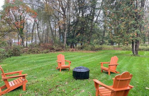 Stay Near Ski Berkshires, Mid-Week & Promo Deals! - Foto 5