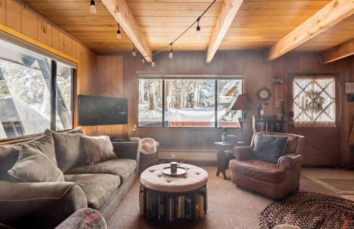 Quaint Cabin in Serene Lakes - Close to Skiing! - Foto 22