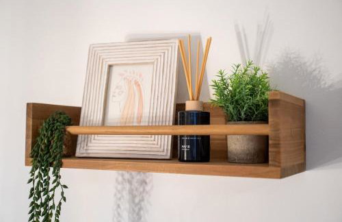 Ye Old Mill - Stylish cosy retreat with parking - Photo 12