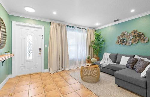 Casa Cabos - Fun in Miami - Pool BBQ - Fit 10 - Photo 31