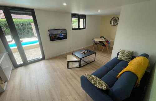 Ô'Bon'Endroit - Piscine, Calme, 20 min Lyon - Foto 3