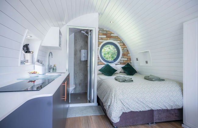 Woody's - 1 Bedroom Pod - Cold Inn - Photo 2