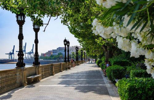 El CONSEJERO de Indias free parking by Cadiz4Rentals - Foto 14