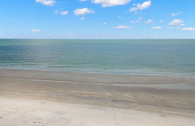 Reflections on the Gulf by VTrips II - Foto 12