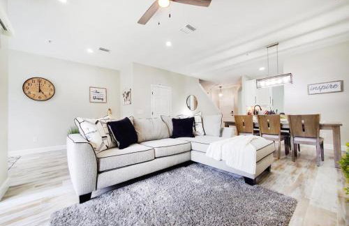 Gated 3BR 3BA Townhome Near Disney w Pool and Gym - Foto 20