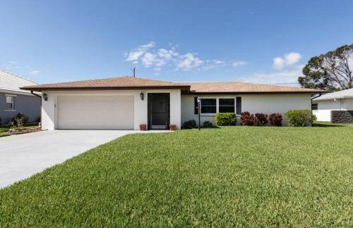 New Gem! Charming vacation home - Casa Y&V - Photo 14