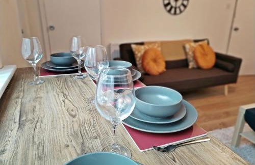 Central Manchester Modern 4 Bed House - free parking - Foto 3