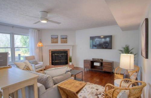 The Retreat - Private Pool-Spa-Firepit-Gameroom - Foto 31