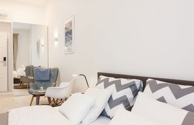 Tesla Boutique Apartments & Rooms - Photo 5