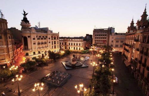 APARTAMENTO PUERTA DE CÓRDOBA- Exterior con balcones - Foto 42