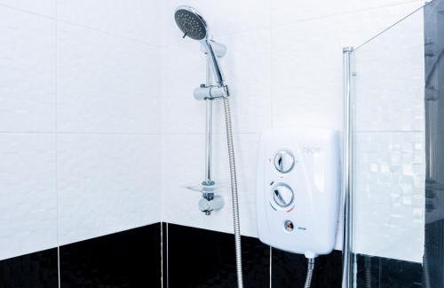 Stunning 3Bedroom Home Ideal for Long & Short Stay - Foto 11