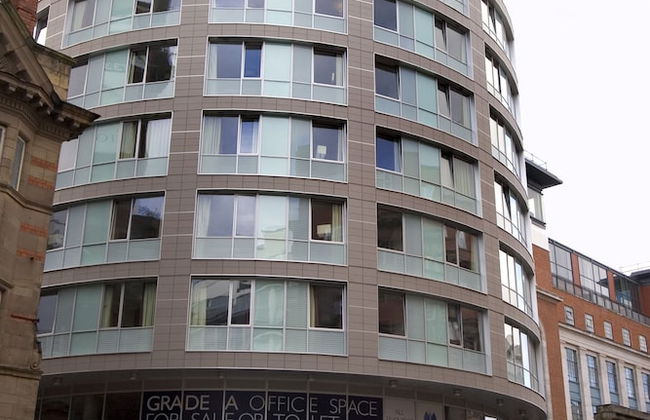 PREMIER SUITES Liverpool - Photo 50