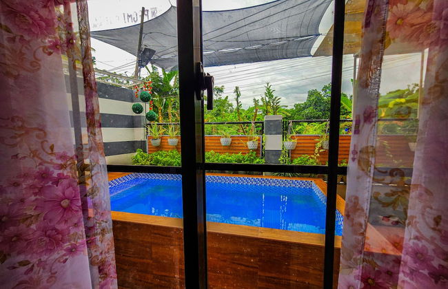 Serene 2BR Escape Poolside Bliss - Foto 17