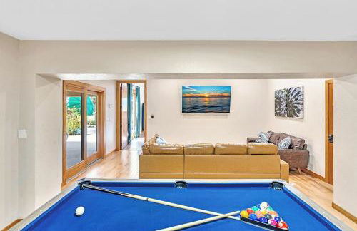 Pool Heat I Firepit and BBQ I 75"TV I Foosball I 581mbps - Foto 3