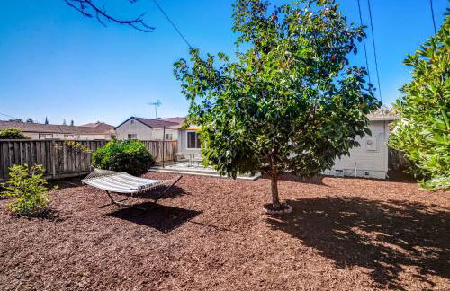 @ Marbella Lane - Stylish Cozy4br in Siliconvalley - Photo 88