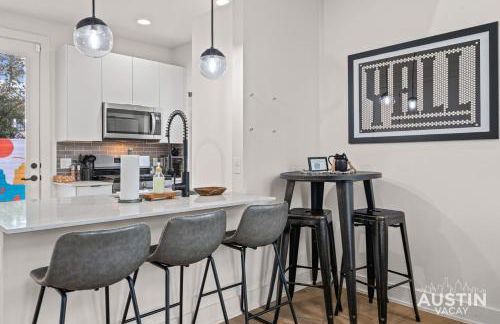 Pet Ok East ATX 2BR 2.5BA Pool, Game Room and Yard Nr Moody Ctr by Austin Vacay - Foto 48