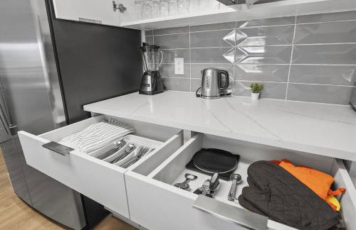 Cozy Urban Getaway - Free Parking, Gym, Stadium - Foto 23