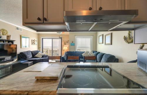 Coastal Condo with Indoor and Outdoor Pool Access - Foto 11