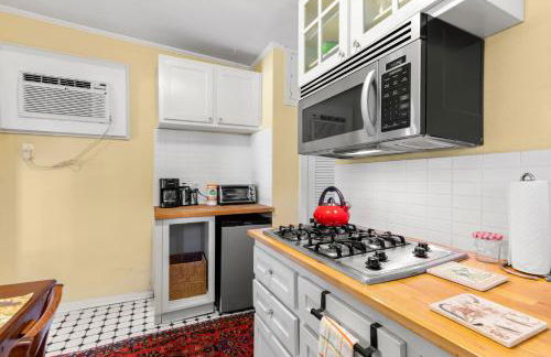 Charming 1923 Cottage at Erehwon Retreat - Foto 10