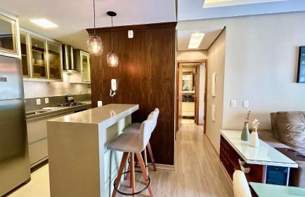 Alto Padrão com lareira, piscina e vista incrível - Photo 1