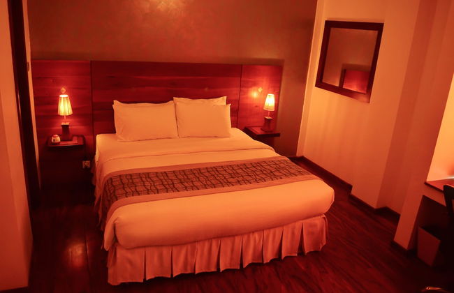 Unique Towers Luxury Boutique Suites - Photo 31