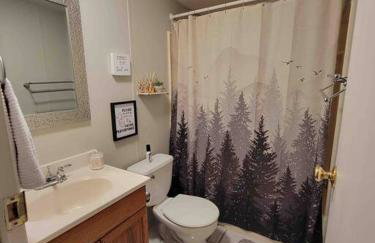 Gigi's Spacious Lakefront with Boat Ramp Access!! Newly Remodeled, Sleeps 8! - Foto 12