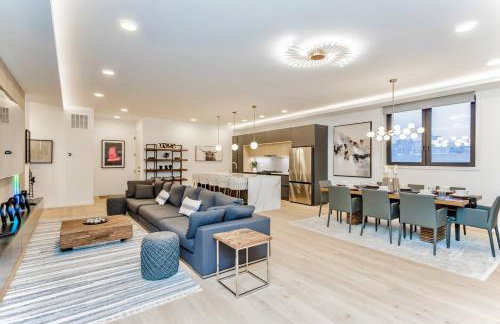 Ultra Modern Luxury - New Construction 4 Bedrooms - Photo 40