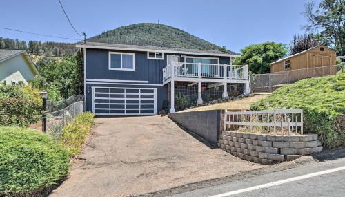 Charming Hilltop Home with Picture-Perfect View - Foto 3