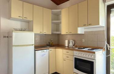 Blue Lagoon Studio Apartments - Photo 3