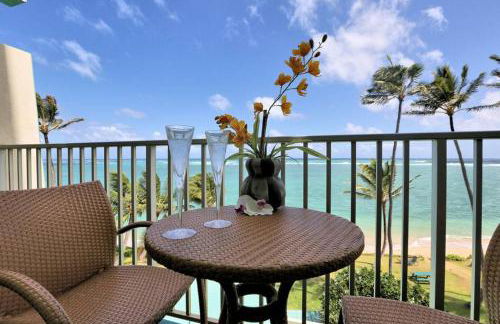 Stunning Ocean Views Condos in Oahu at Punaluu - Photo 7