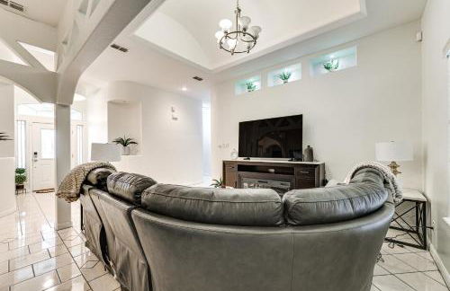 Fenced Yard Home Near Hospitals in Edinburg! - Photo 5