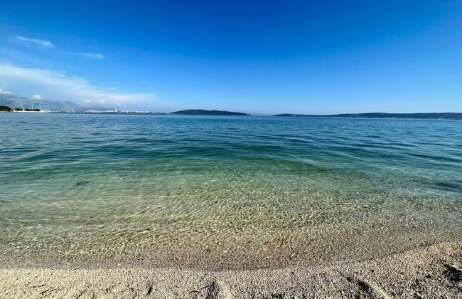 Bright and Cozy Apartment With Balcony in Kastel Luksic - Foto 13