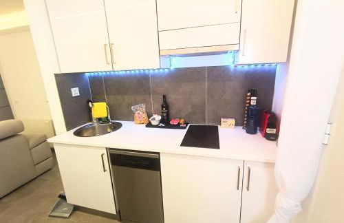 VIP Poolsuite Calafell - Foto 6