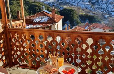 La Petri Studios with Fireplace & View - Foto 38