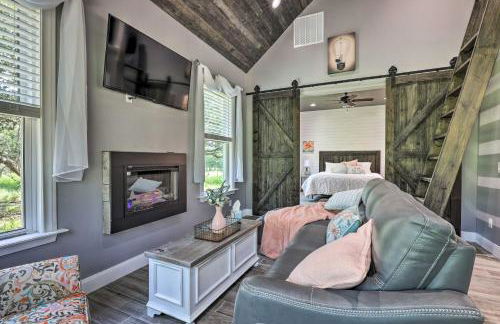 Cozy Spring Branch Cottage in Hill Country! - Photo 1