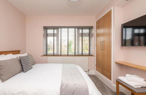 51 Main Avenue · Luxurious Modern York House with Garden Parking - Pass the Keys - Foto 12