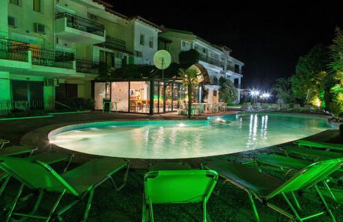 Aristides Hotel - Photo 9