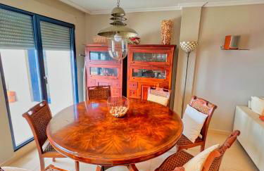 Lujo y vistas panorámicas en primera línea de mar - Foto 16