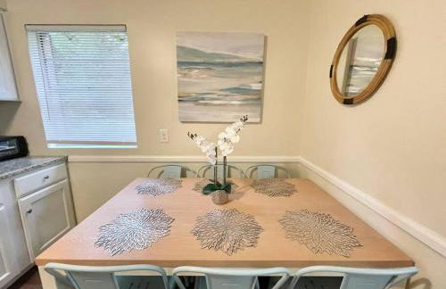 *Pristine Pad * King Bed *Duke * Long Term Stays* - Foto 4