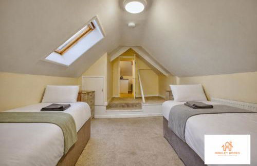 2 BR sleeps 4 - Huge communal space - Long stays welcome - Close to Hinkley - Free private parking - Foto 11
