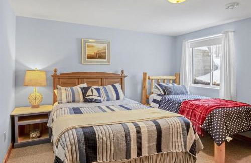 Sleepy Moose - New! Log Cabin in Sister Bay, Dogs and Near Beach - Foto 8