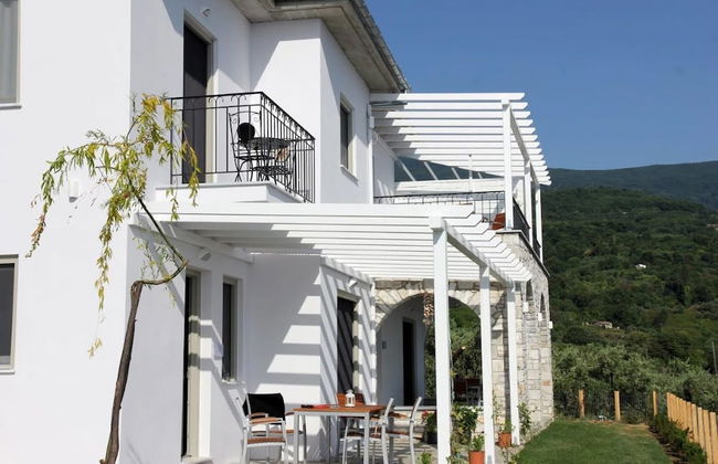 Moses Villa - Photo 21