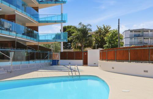 Apartamento en Port Trebol con parking privado y acceso directo a la piscina - Photo 14