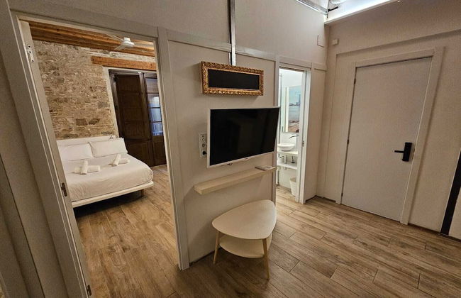 Classic Palau Apartments - Photo 22