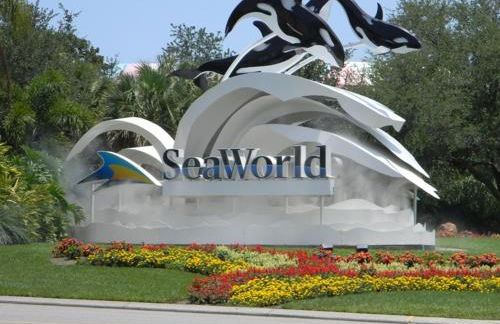 Lux Escape 3 • Views 2 Hot Tubs Games Mini Golf - Photo 67